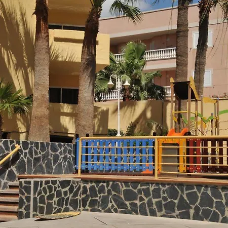 Marino Tenerife 3* طوستا ديل سيلونثيو