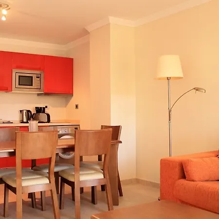 Marino Tenerife 3* طوستا ديل سيلونثيو